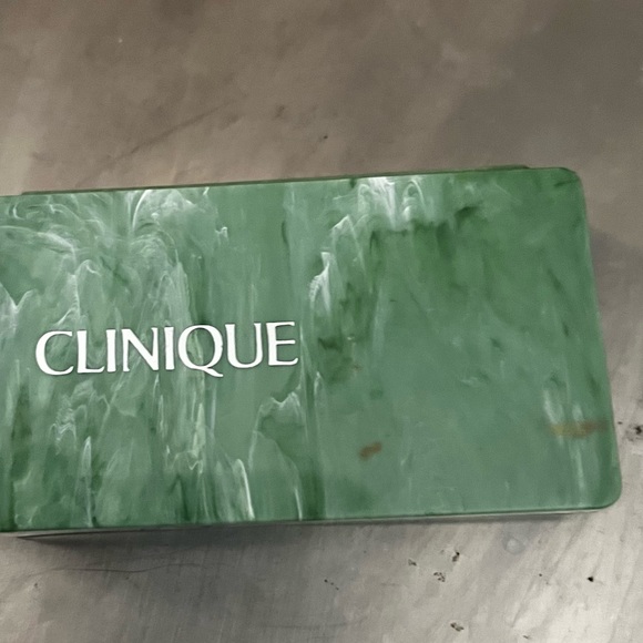 NEW Clinique Eye Shadow TRIO with applicator - Picture 2 of 3